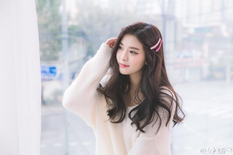 黄仁勋建议年轻人：必须尽快学会正确使用AI